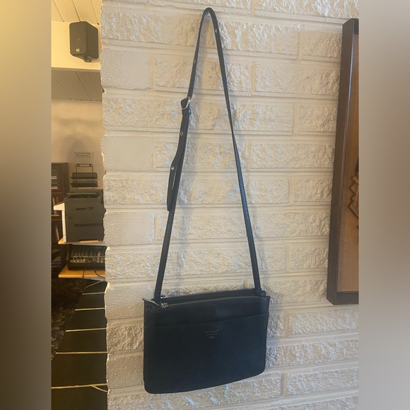 Matt & Nat Gil Crossbody - Picture 4 of 4